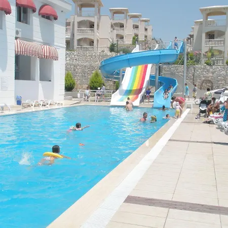 Apartment Beautiful Private In Prime Position With Fabulous Sea Views