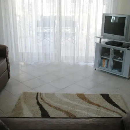 아파트 Beautiful Private In Prime Position With Fabulous Sea Views